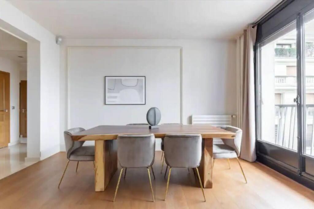 Avenue Montaigne Luxury Apartment 2Br 4P Paris Dış mekan fotoğraf